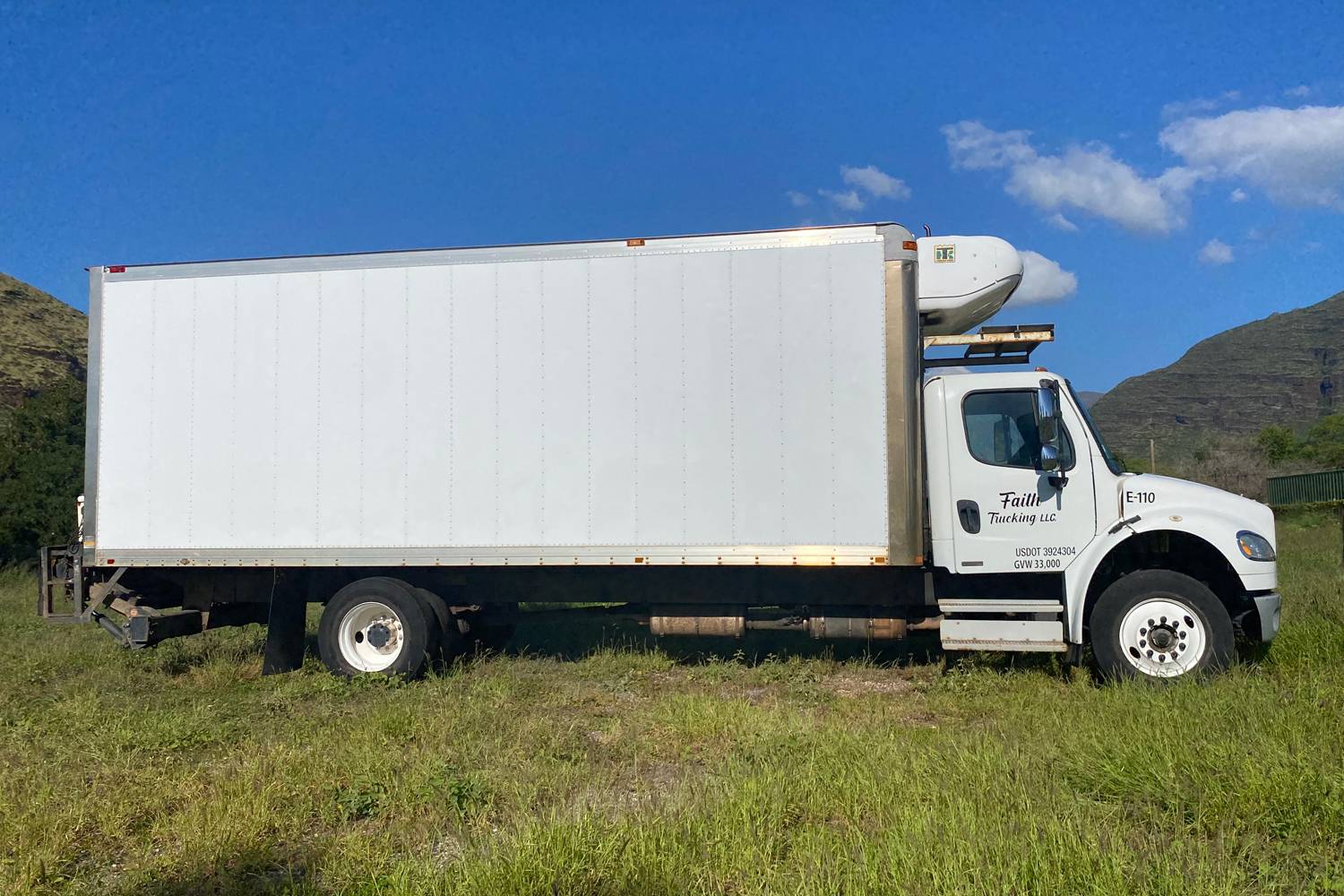 Refrigerated Truck cargo capacity: 24 foot box refrigerated truck